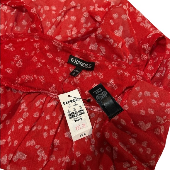 Red Floral Women's Top - Picture 4 of 4